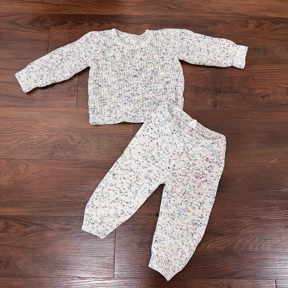 Baby Gap Multi Color Sweater knit outfit Top and Bottom Size 12-18 months